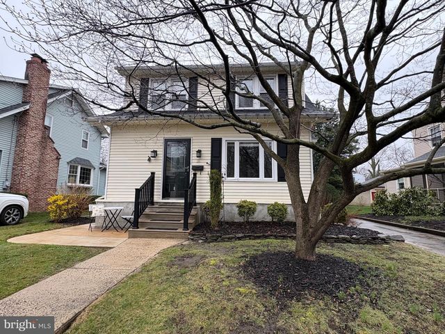 18 E SUMMERFIELD AVE, Collingswood, NJ 08108