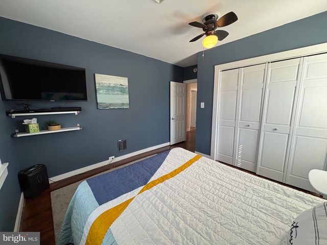 18 E SUMMERFIELD AVE, Collingswood, NJ 08108