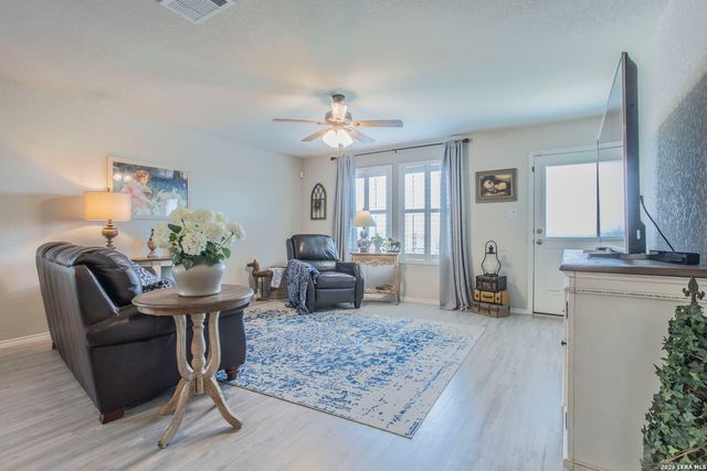 2527 Pechora Pipit, New Braunfels, TX 78130