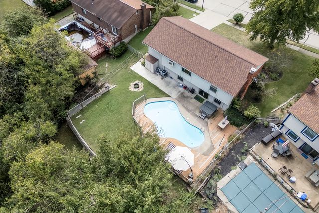 5 Timberview Court, Highland Heights, KY 41076