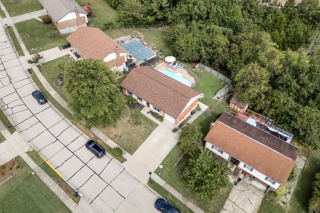 5 Timberview Court, Highland Heights, KY 41076