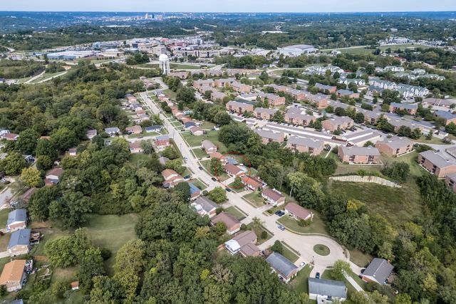 5 Timberview Court, Highland Heights, KY 41076