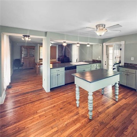 206 W Chestnut Street, Odessa, MO 64076