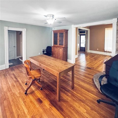 206 W Chestnut Street, Odessa, MO 64076