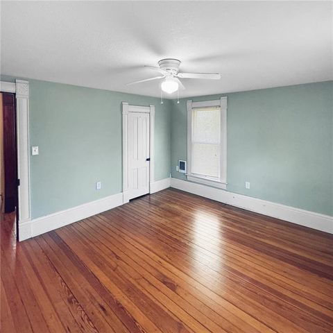 206 W Chestnut Street, Odessa, MO 64076