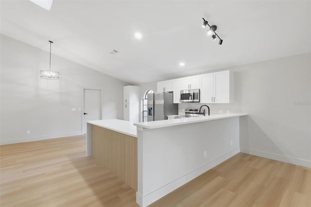 1071 KELLY CREEK CIRCLE, Oviedo, FL 32765