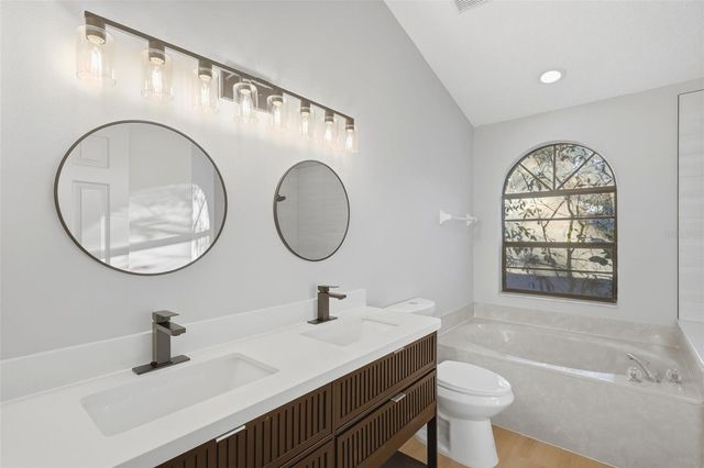 1071 KELLY CREEK CIRCLE, Oviedo, FL 32765