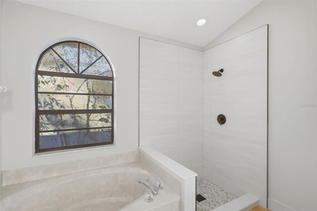 1071 KELLY CREEK CIRCLE, Oviedo, FL 32765