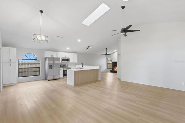 1071 KELLY CREEK CIRCLE, Oviedo, FL 32765