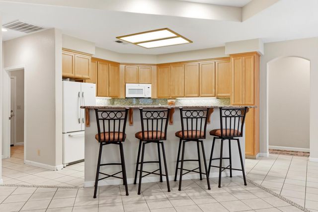 1800 Hemstead Ct, Modesto, CA 95355