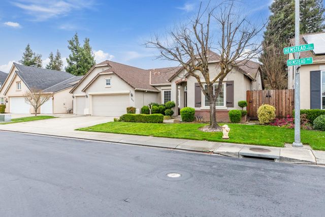1800 Hemstead Ct, Modesto, CA 95355