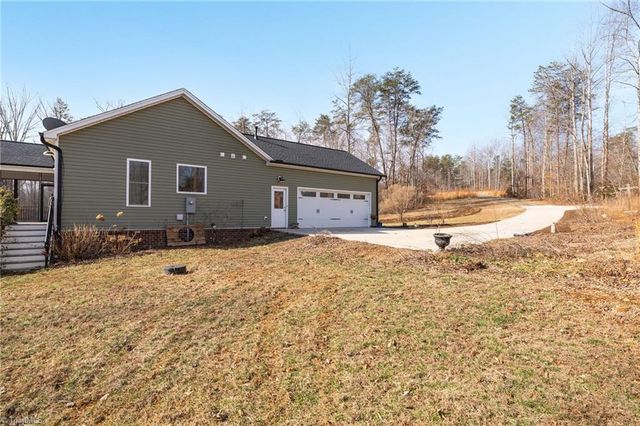 6030 Pauline Lane, Belews Creek, NC 27009