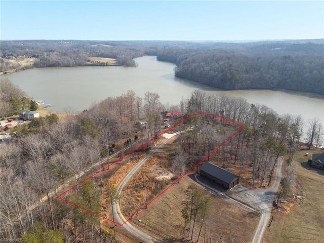 6030 Pauline Lane, Belews Creek, NC 27009