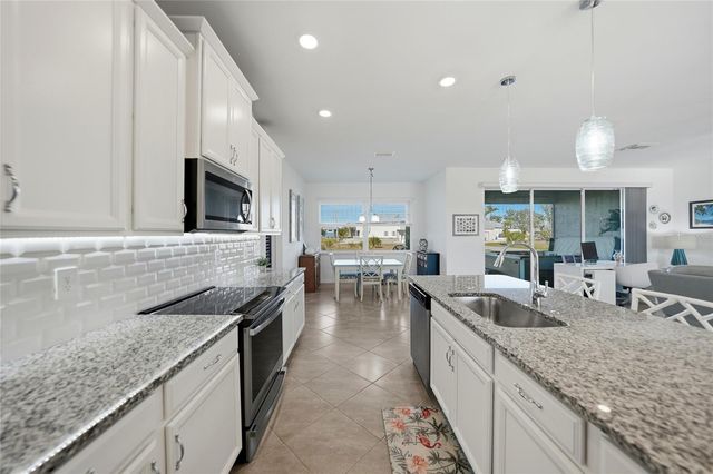 9401 PRESIDENT CIRCLE, Port Charlotte, FL 33981