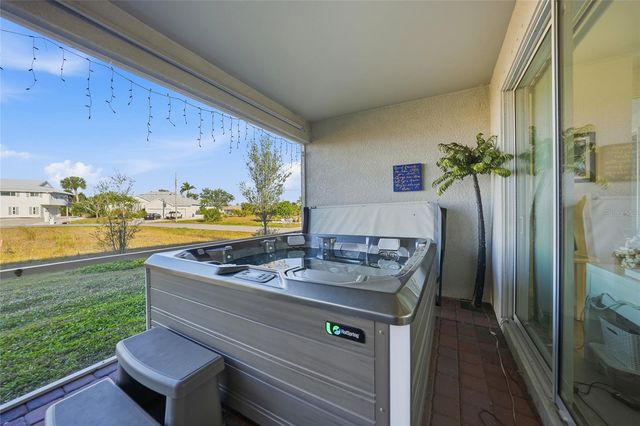 9401 PRESIDENT CIRCLE, Port Charlotte, FL 33981