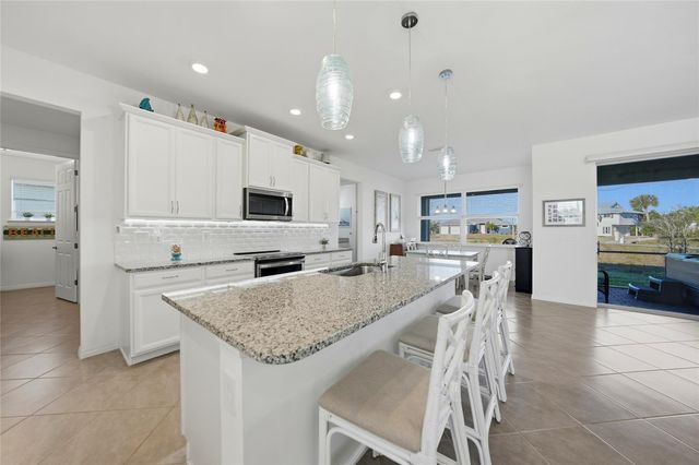 9401 PRESIDENT CIRCLE, Port Charlotte, FL 33981