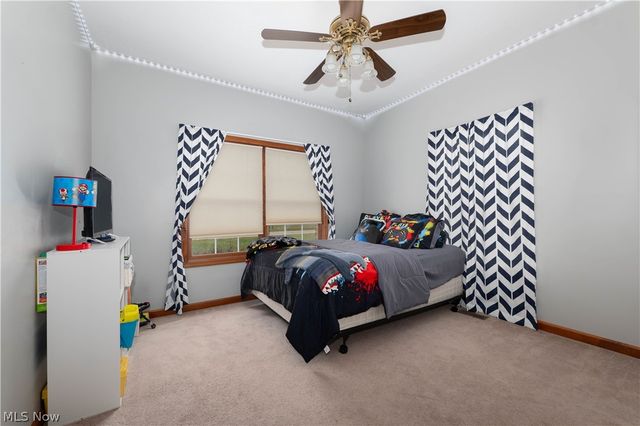 407 31st Street SW, Barberton, OH 44203