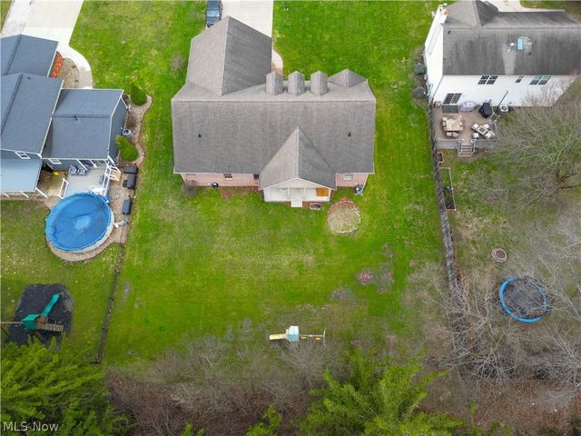 407 31st Street SW, Barberton, OH 44203