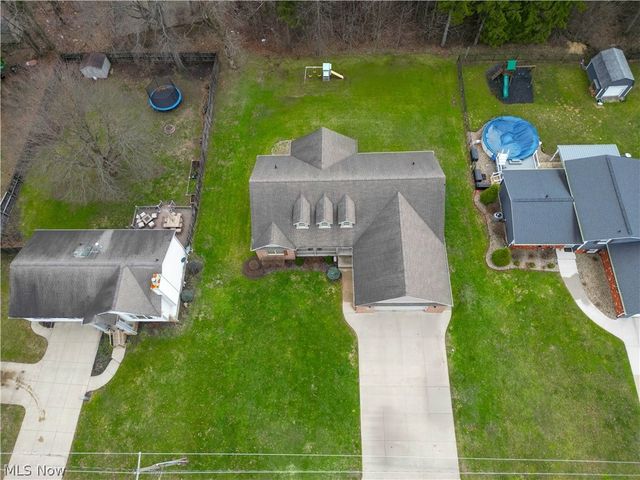 407 31st Street SW, Barberton, OH 44203