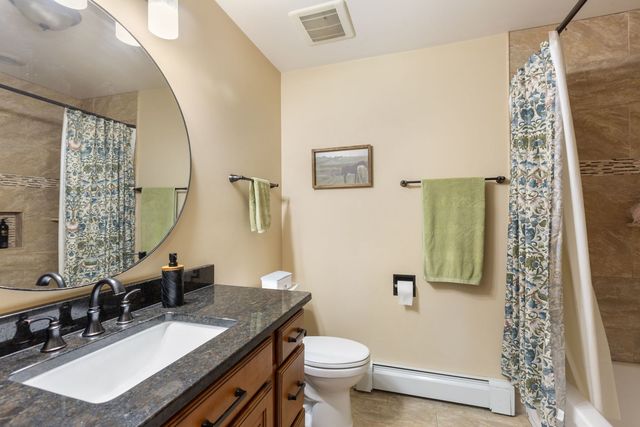 3720 Spring Grove Road, Johnsburg, IL 60051