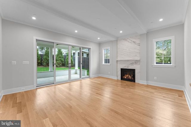 7005 EXFAIR RD, Bethesda, MD 20814