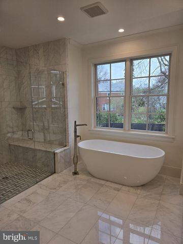 7005 EXFAIR RD, Bethesda, MD 20814