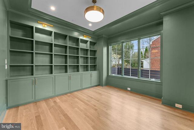 7005 EXFAIR RD, Bethesda, MD 20814