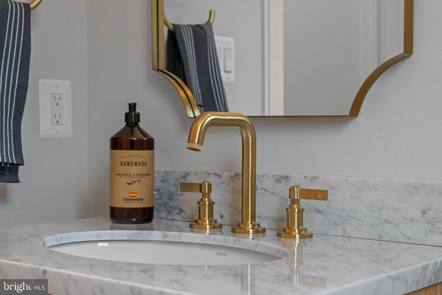 7005 EXFAIR RD, Bethesda, MD 20814