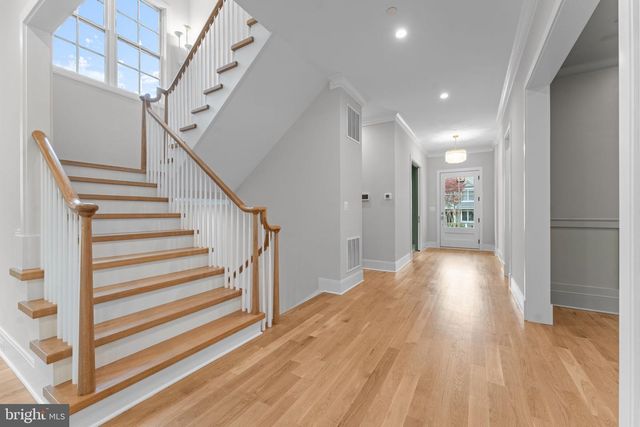 7005 EXFAIR RD, Bethesda, MD 20814