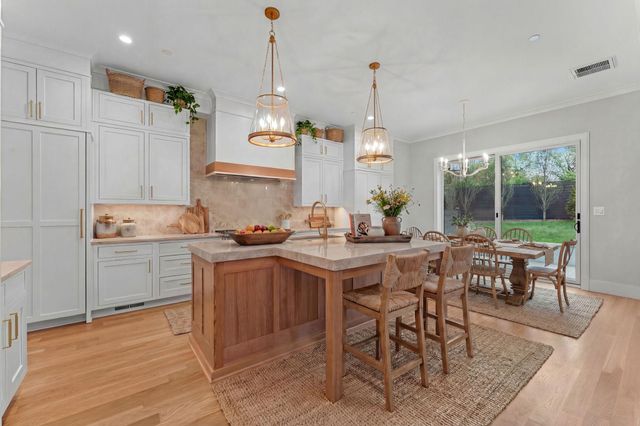 7005 EXFAIR RD, Bethesda, MD 20814