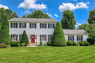 812 Martindale Drive, Tallmadge, OH 44278