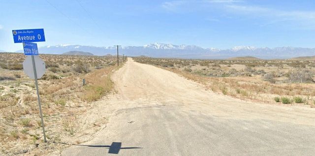 21500 E Ave P, Palmdale, CA 93591