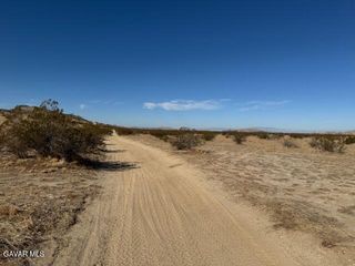 21500 E Ave P, Palmdale, CA 93591