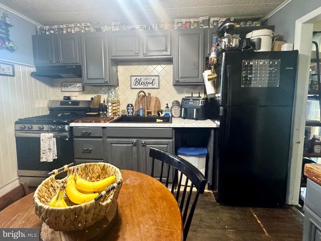 279 S SOMERSET AVE, Crisfield, MD 21817