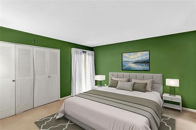 2401 Charlemagne Cir, Ross Twp, PA 15237