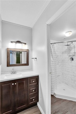 2401 Charlemagne Cir, Ross Twp, PA 15237