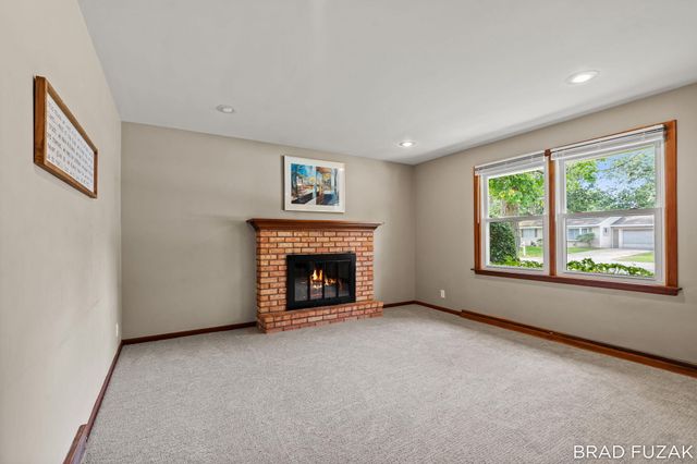 103 Birchwood Avenue, Holland, MI 49423