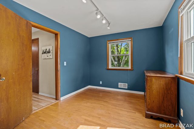 103 Birchwood Avenue, Holland, MI 49423