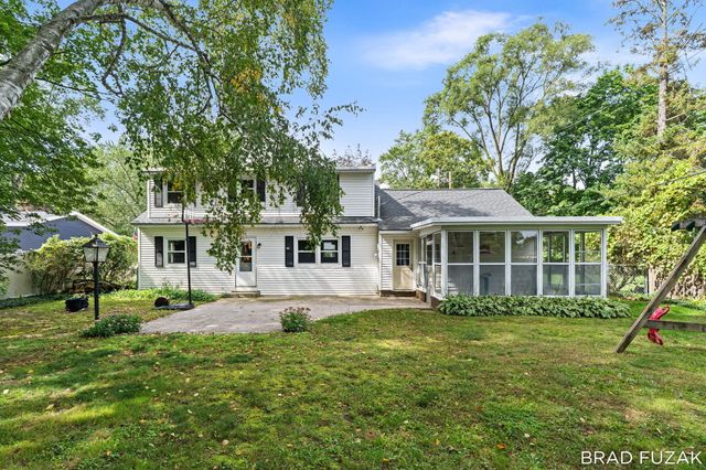 103 Birchwood Avenue, Holland, MI 49423