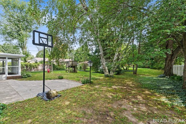 103 Birchwood Avenue, Holland, MI 49423