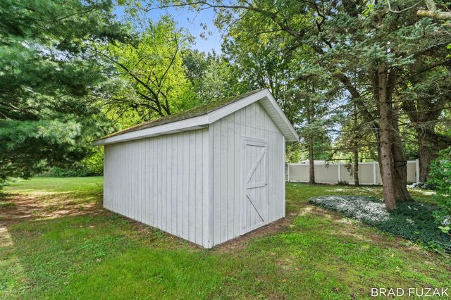103 Birchwood Avenue, Holland, MI 49423