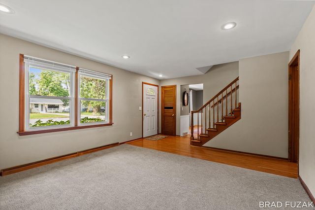 103 Birchwood Avenue, Holland, MI 49423