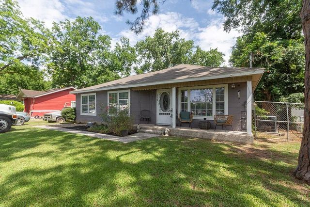 117 Pecan Drive, Baytown, TX 77520