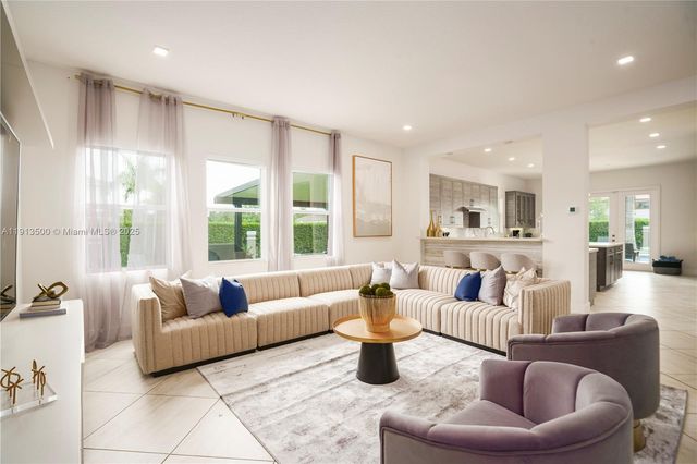 11 NW 122nd Ave, Miami, FL 33182