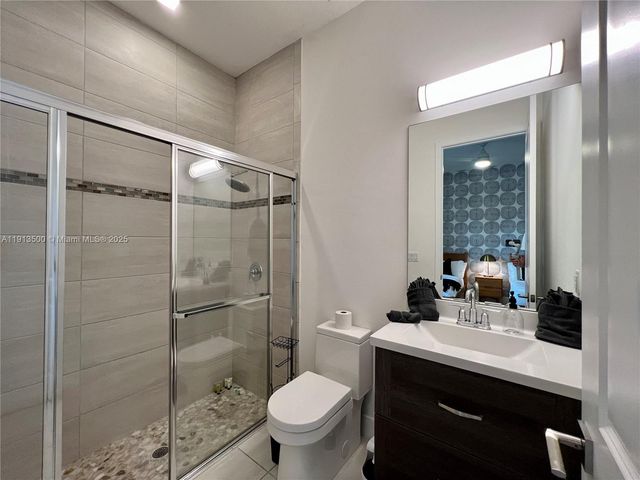 11 NW 122nd Ave, Miami, FL 33182