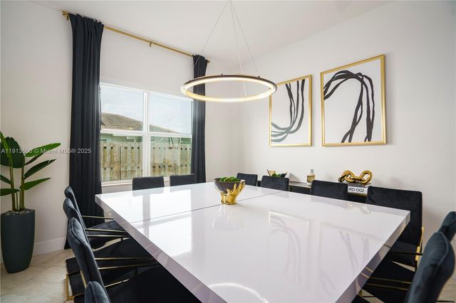 11 NW 122nd Ave, Miami, FL 33182