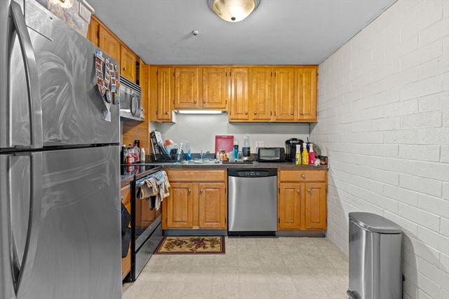 175 Quincy Shore Dr B66, Quincy, MA 02171