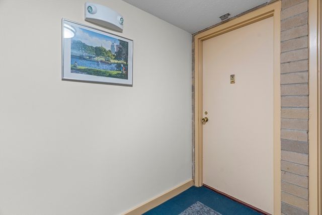 175 Quincy Shore Dr B66, Quincy, MA 02171