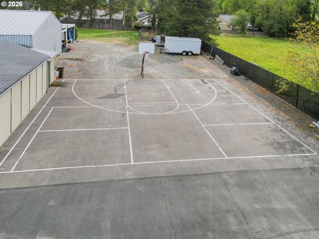14543 THAYER Rd, Oregon City, OR 97045