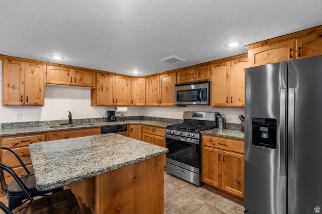 2125 E LOGAN AVE, Salt Lake City, UT 84108